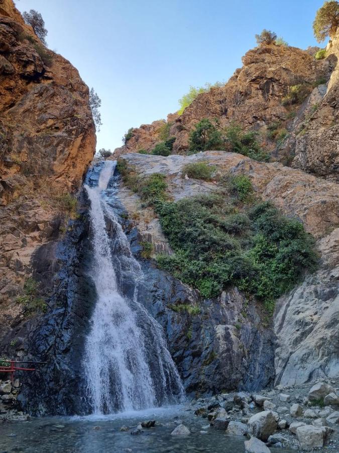 Auberge Gite De Jeunesse Les Cascades Setti Fatma Exterior foto